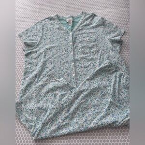 Karen Neuburger Blue Floral PJ Set w Cropped Pants

Size 3X